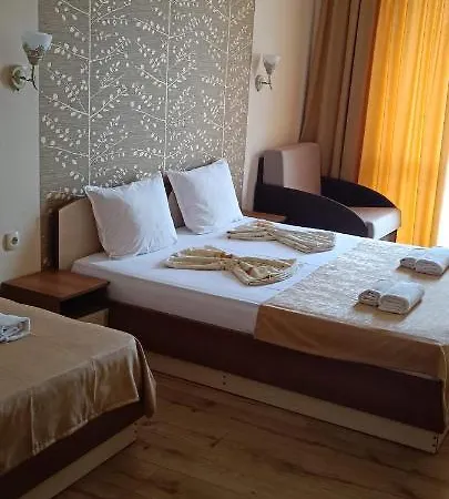 Otel семеен детелини Primorsko