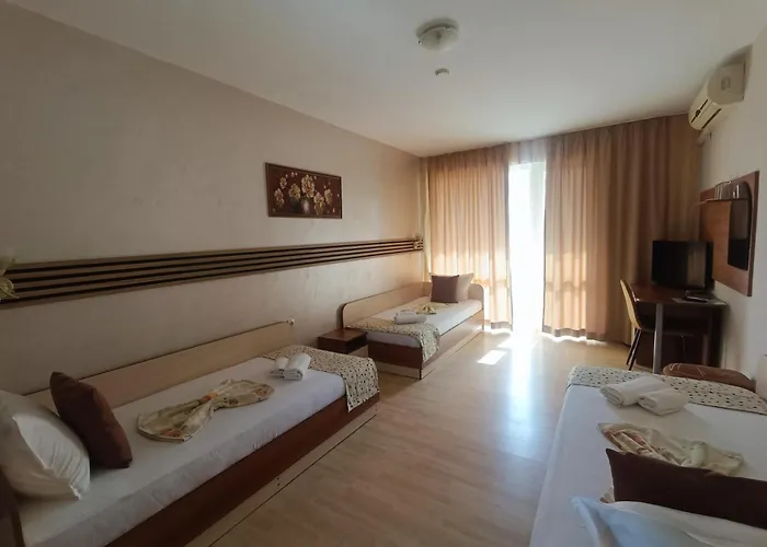 семеен детелини Hotel Primorsko