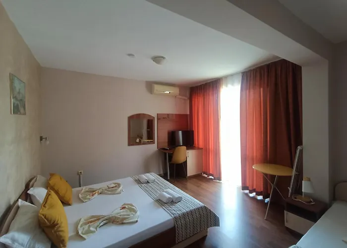 семеен детелини Hotel Primorsko