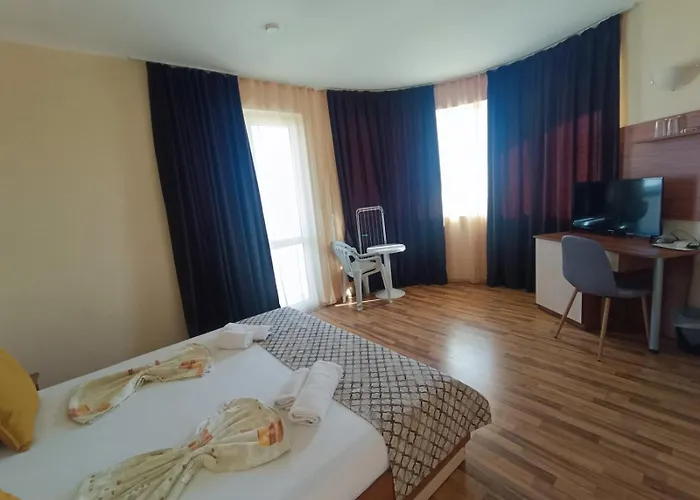 семеен детелини